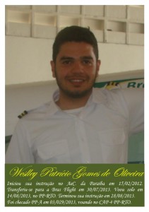 WESLLEY Patrício Gomes de Oliveira - Foto de Mural